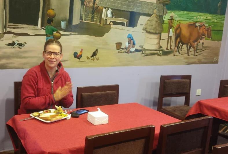 Hotel Namo Buddha Sauraha Kültér fotó