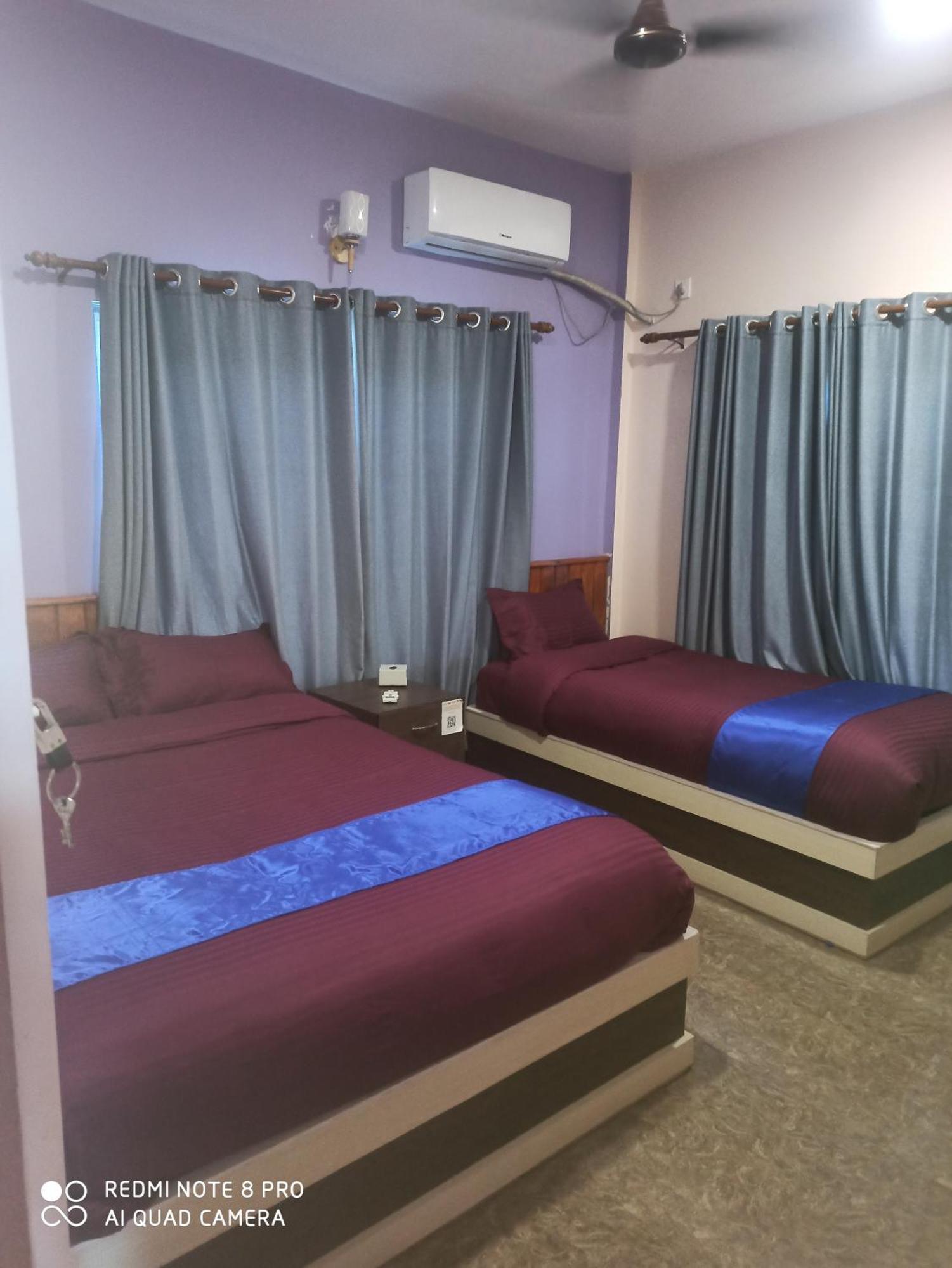 Hotel Namo Buddha Sauraha Kültér fotó